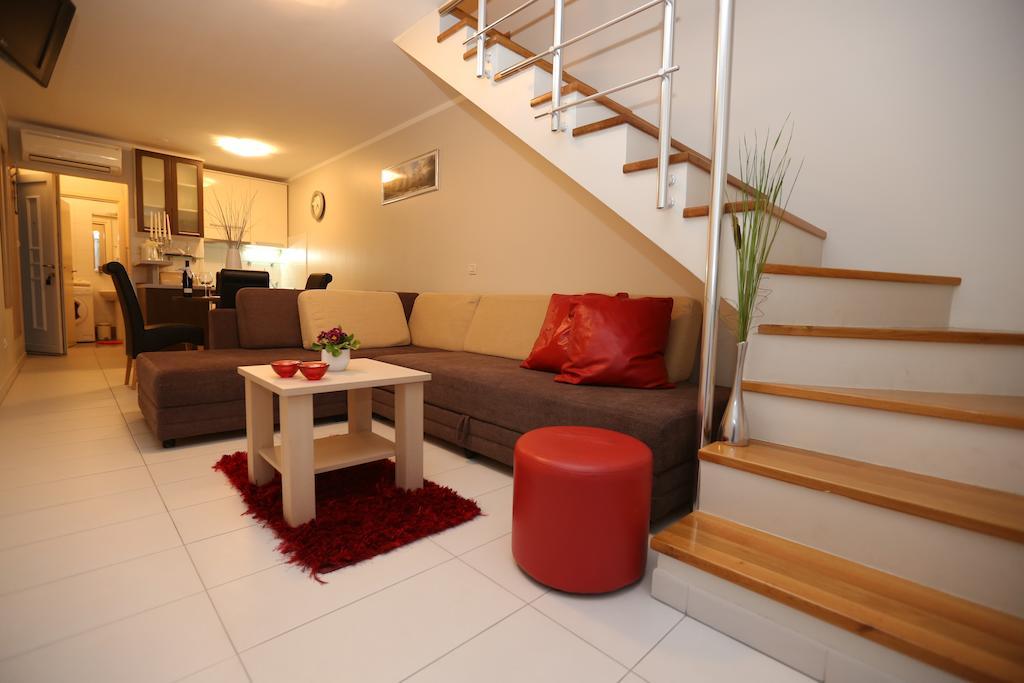Apartments Lavica Beach Dumicic Podstrana Habitación foto